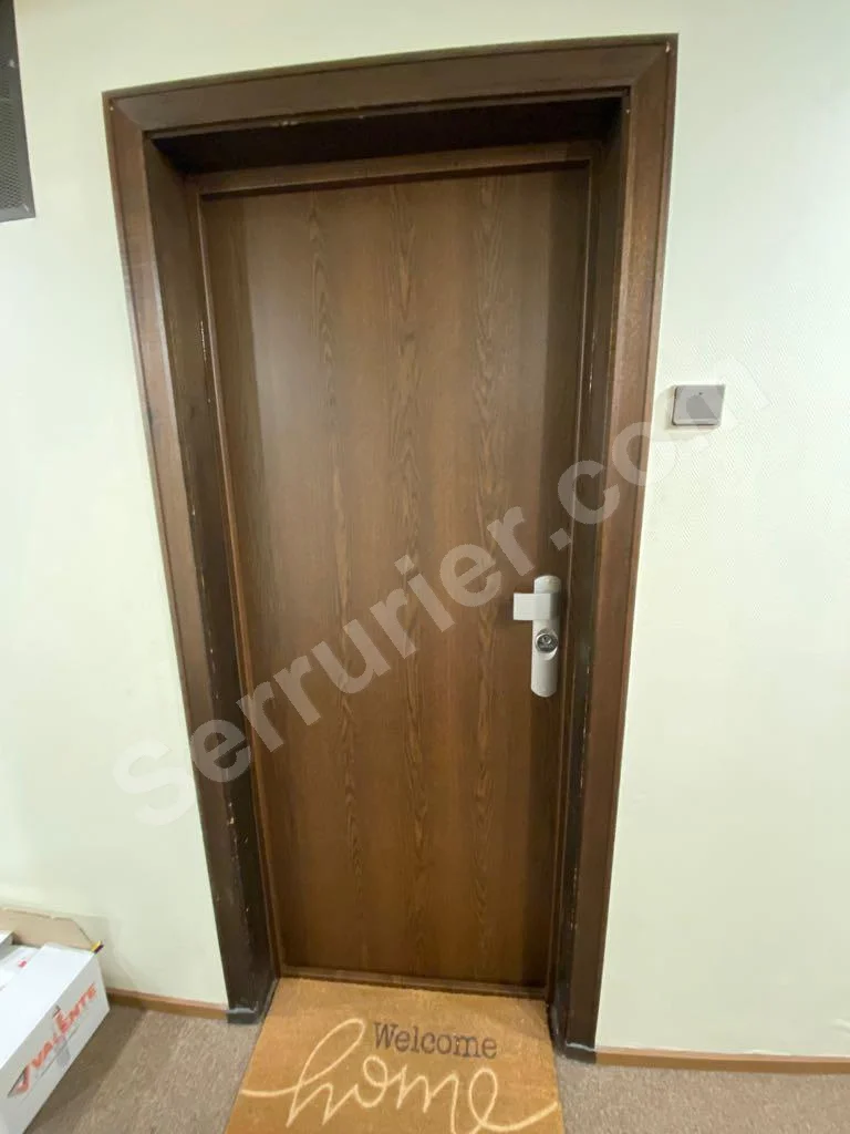 Parisien Avec Retours Style Sans Souci Fichet Courbevoie