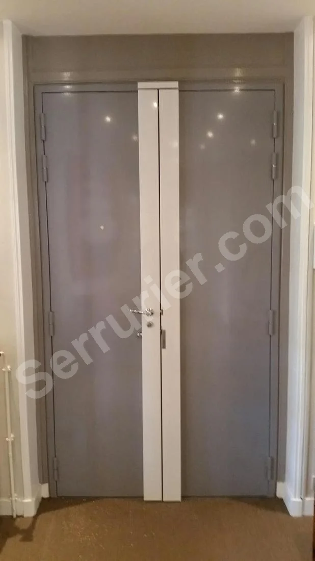 Serrure Picard Serenis 710 A2P Avec Parisien Double En Appret Gris Courbevoie