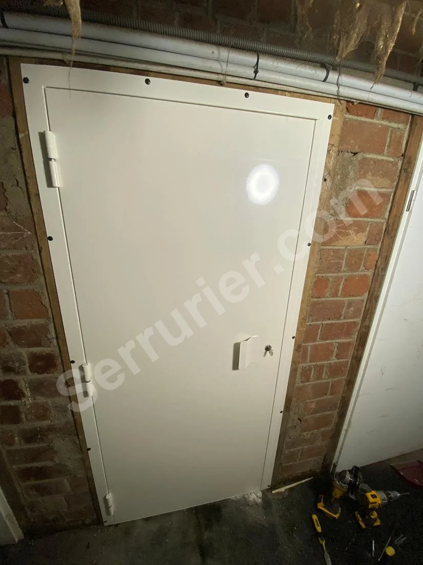 Bloc Porte De Cave Paris 18