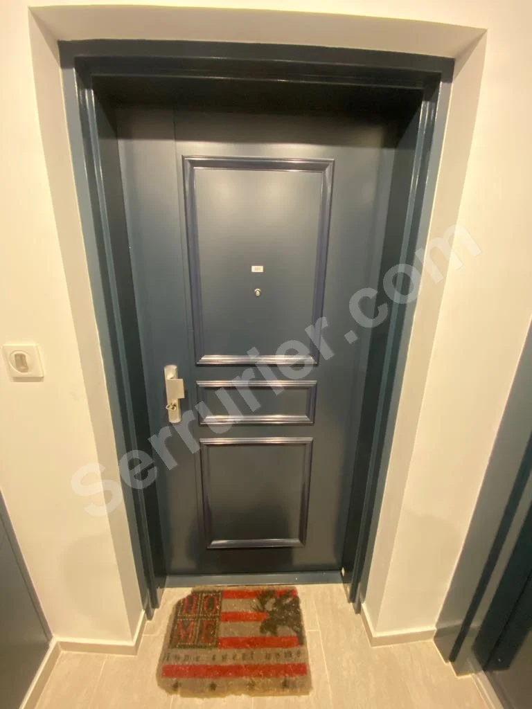 Porte blindée Heracles Mouluré 3 panneaux Clichy