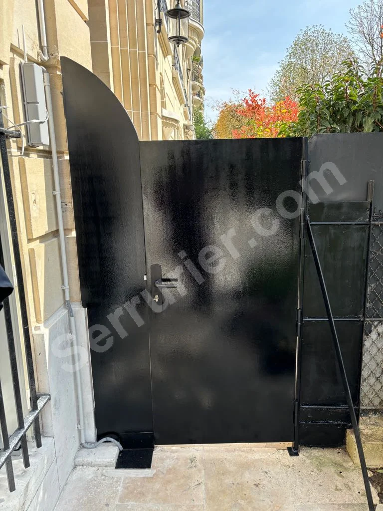 Portillon à imposte fixe sur mesure Neuilly sur Seine